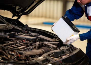 Male,Mechanic,Changing,Car,Battery,,Engineer,Is,Replacing,Car,Battery Male,Mechanic,Changing,Car,Battery,,Engineer,Is,Replacing,Car,Battery